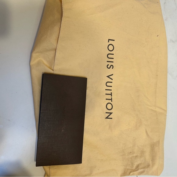 Louis Vuitton Brown Monogram Hobo Bag - Picture 6 of 8